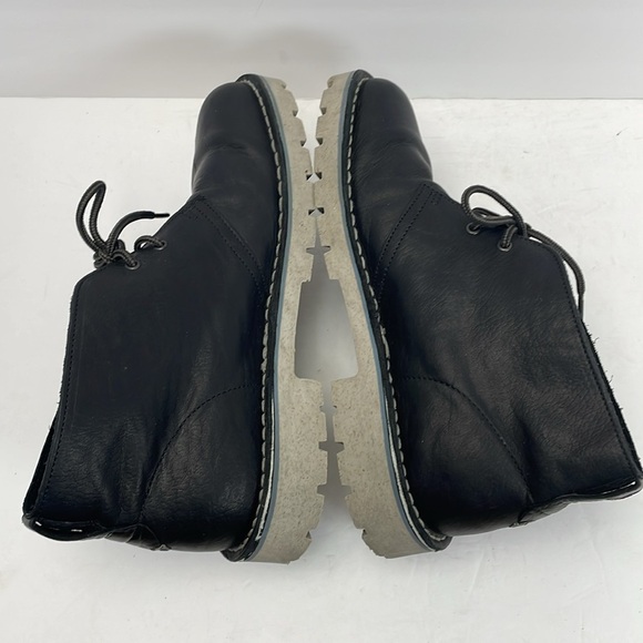 Clarks Overdale Mid Chukka Boot in Black Leather US Men's Size 8 Medium - Picture 5 of 11